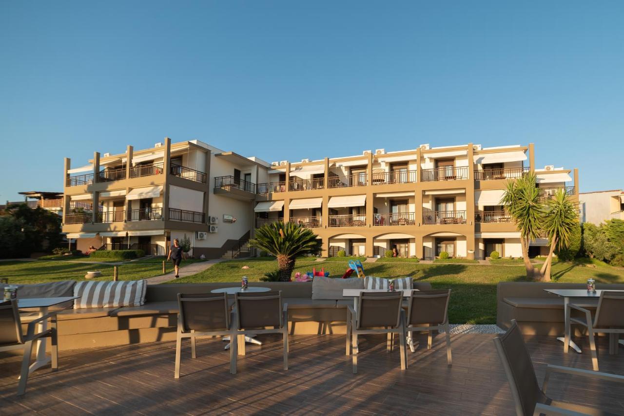 Hotel Areti Неос Мармарас Екстериор снимка
