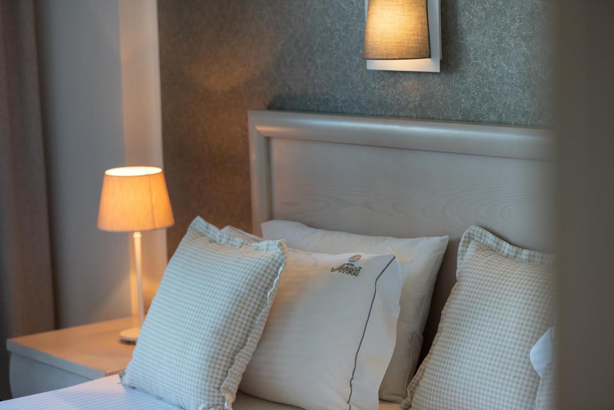 Hotel Areti Неос Мармарас Екстериор снимка