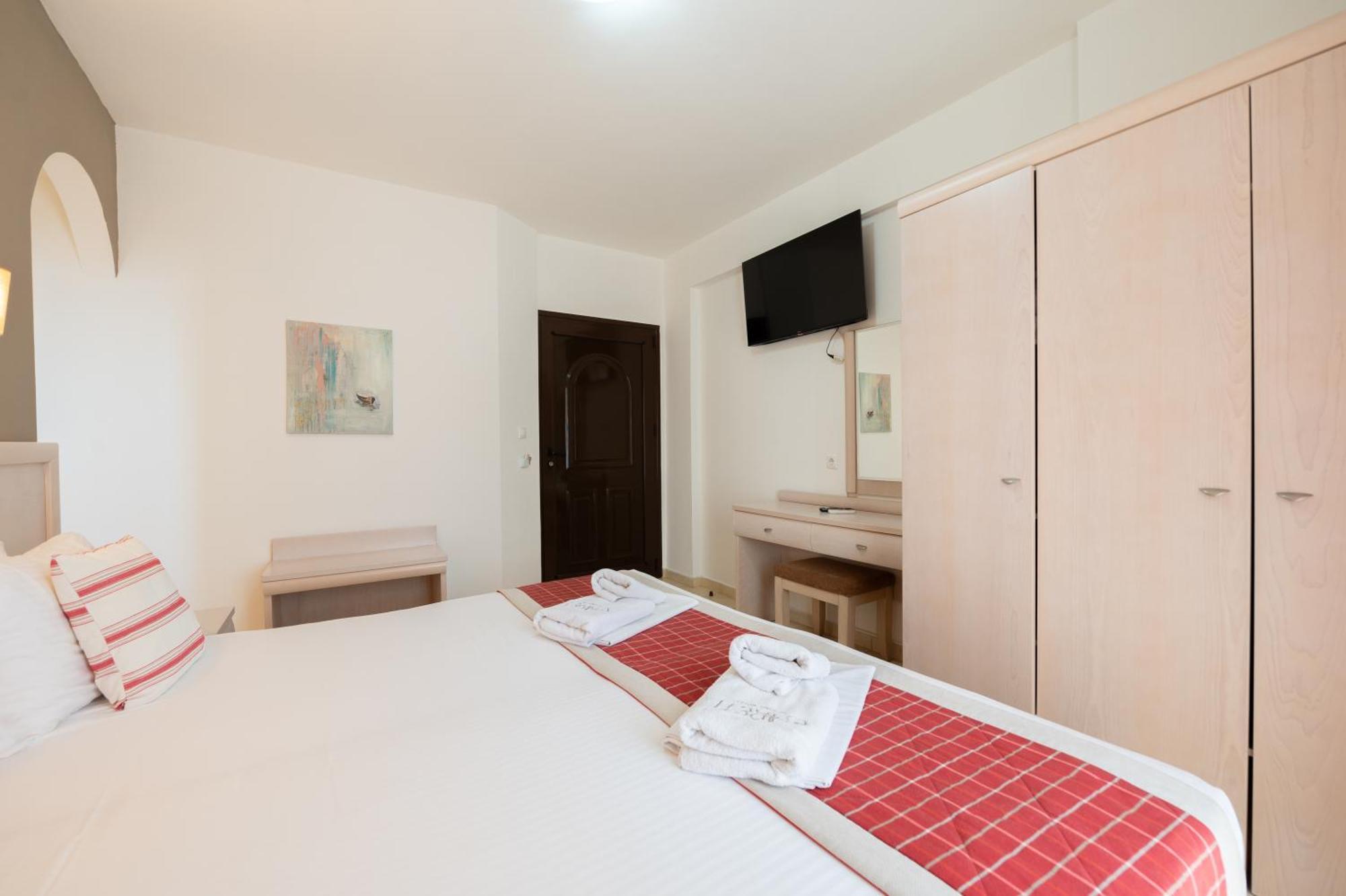 Hotel Areti Неос Мармарас Стая снимка