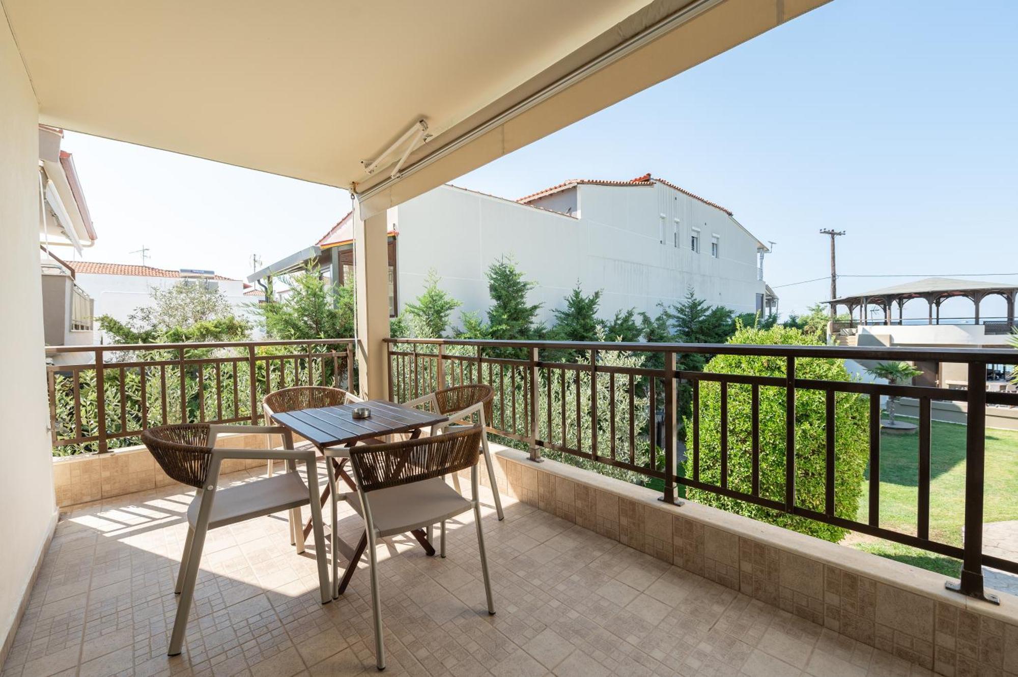Hotel Areti Неос Мармарас Екстериор снимка